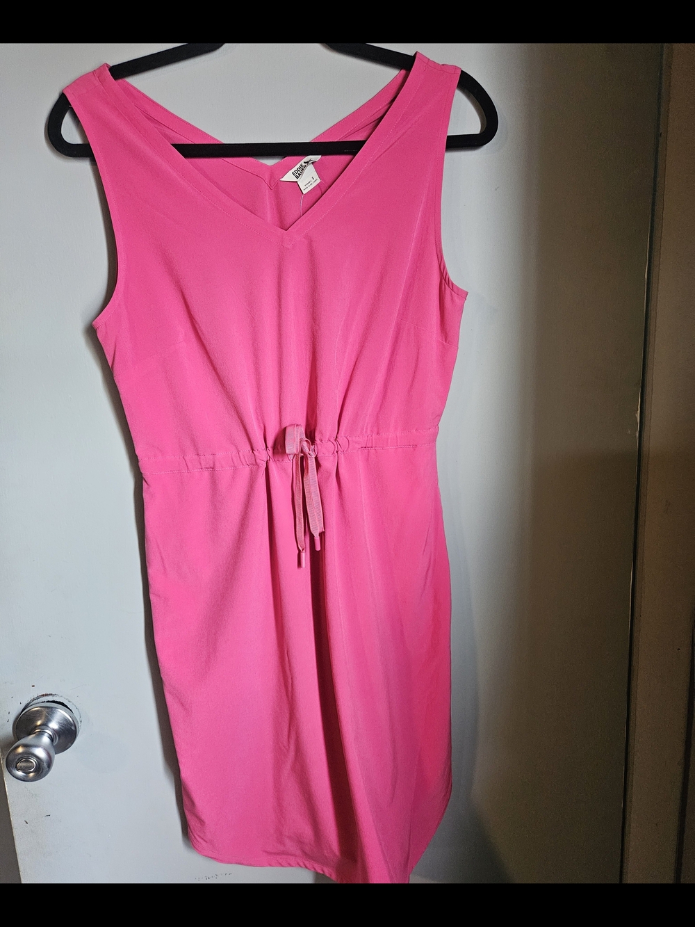 Eddie Bauer Sleeveless V-Neck Midi Dress in Bright Pink